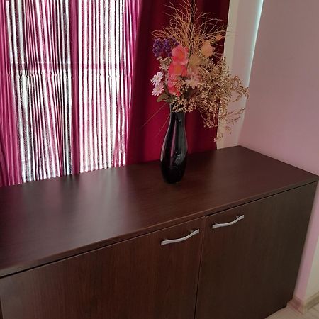 Family Aparthotel Vintegra Burgas Bagian luar foto