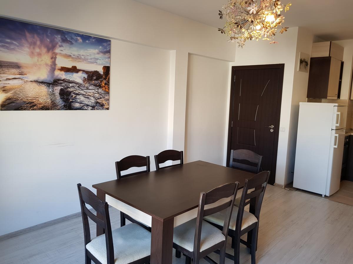 Family Aparthotel Vintegra Burgas Bagian luar foto