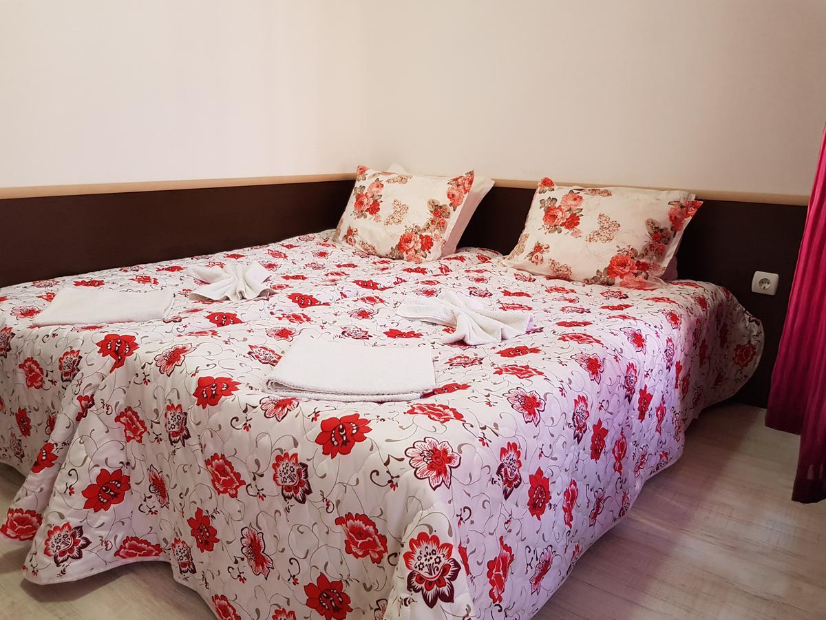 Family Aparthotel Vintegra Burgas Bagian luar foto