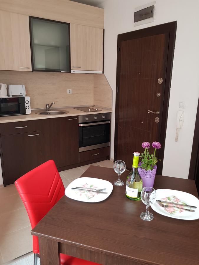 Family Aparthotel Vintegra Burgas Bagian luar foto