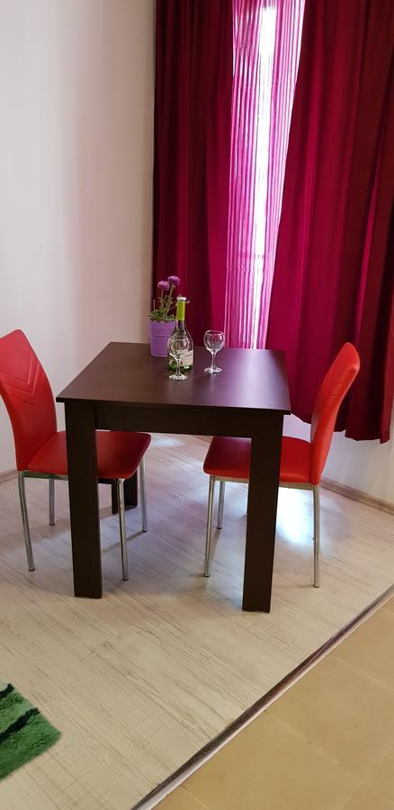 Family Aparthotel Vintegra Burgas Bagian luar foto