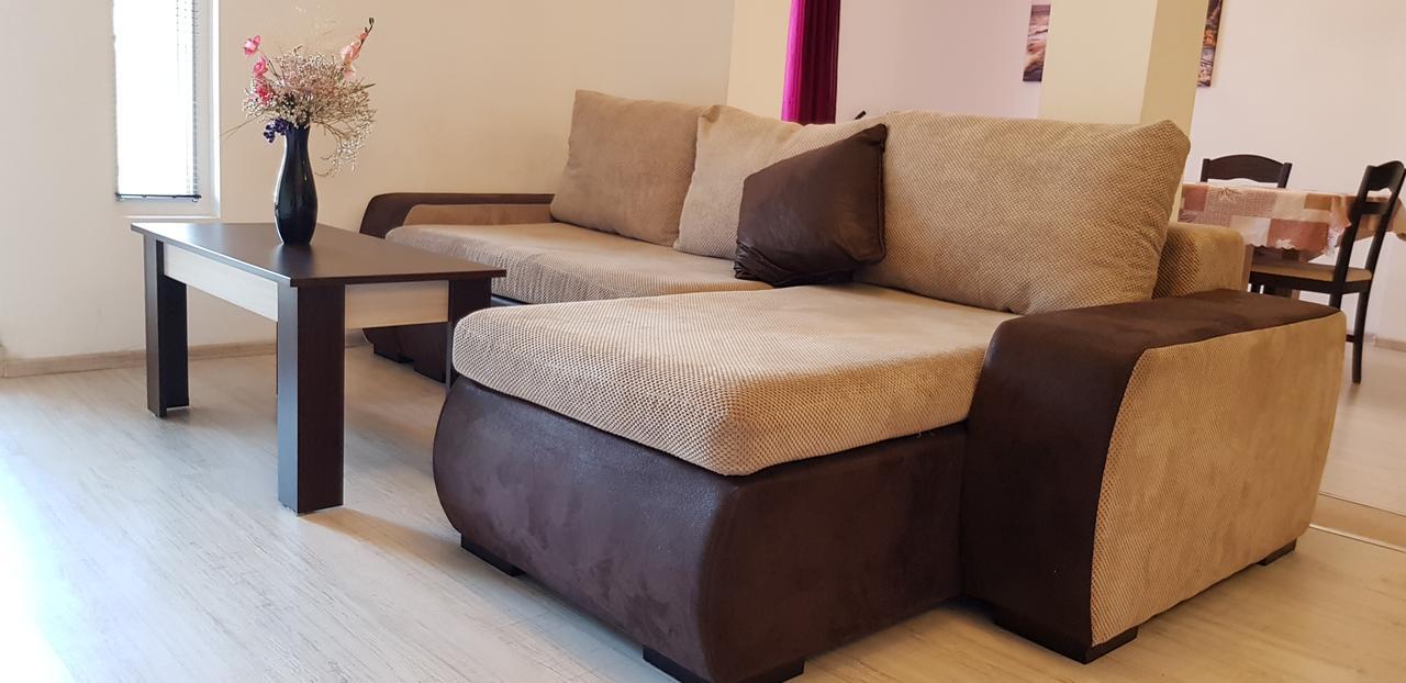 Family Aparthotel Vintegra Burgas Bagian luar foto
