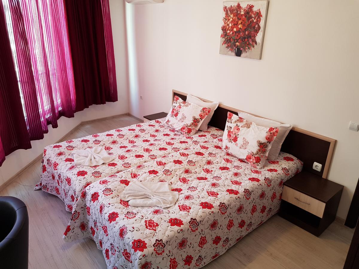 Family Aparthotel Vintegra Burgas Bagian luar foto